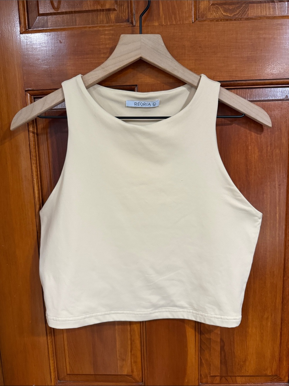 ReoRia Cream Ribbed High-Neck Crop Tank